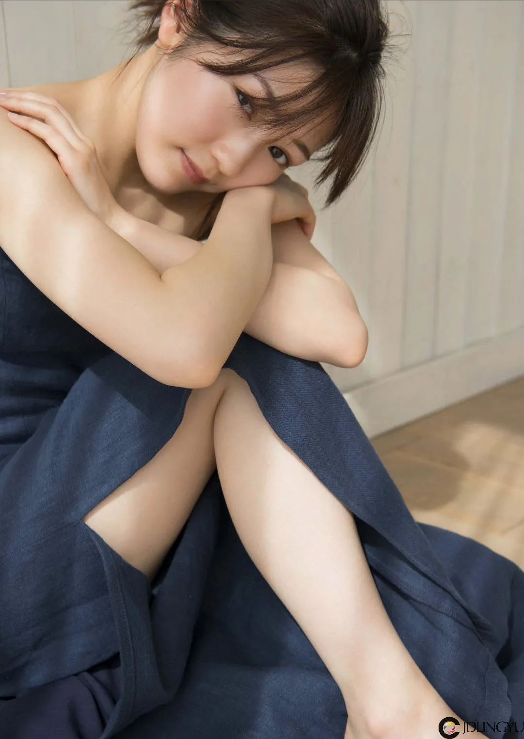 妹子絲襪都破了，好心疼??！插圖25